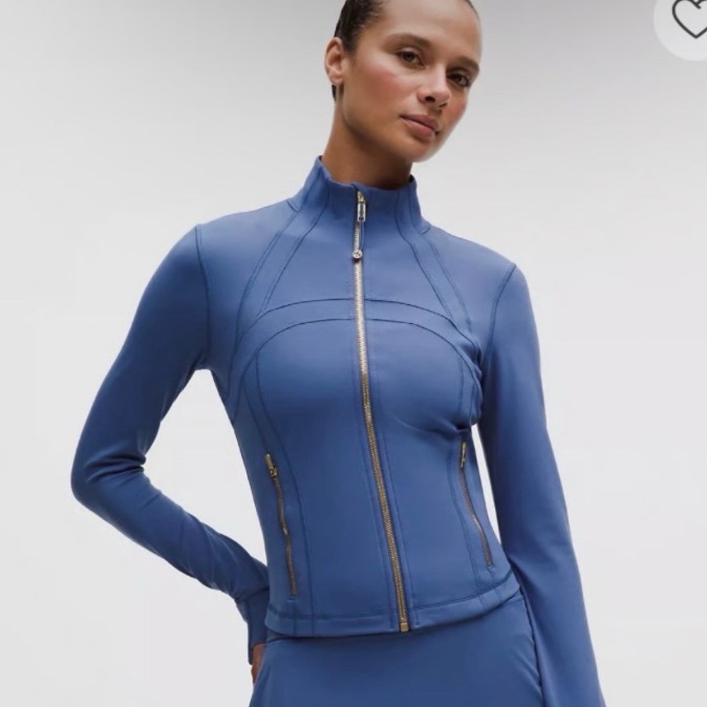 Lululemon NWT {$128} Cropped Define Jacket Size 6 Brilliant Blue with Gold